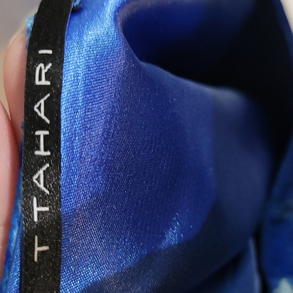 NWT  T Tahari Blue Fitted Floral Dress 2 - Picture 6 of 11